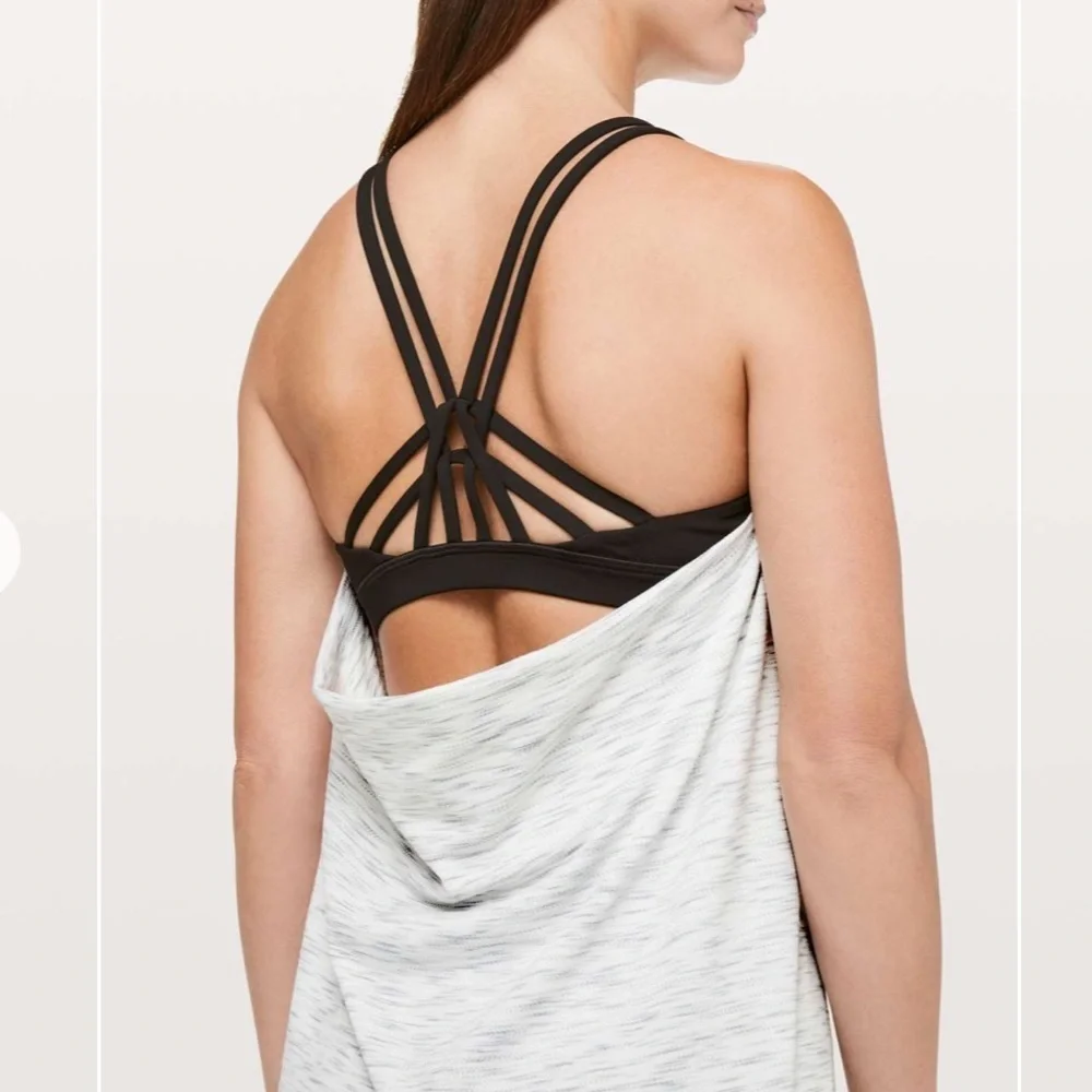 lululemon athletica excellent size